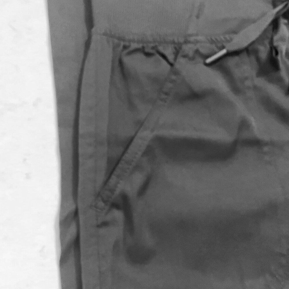 Black scrub pants, comfortable scrubs - Picture 6 of 13